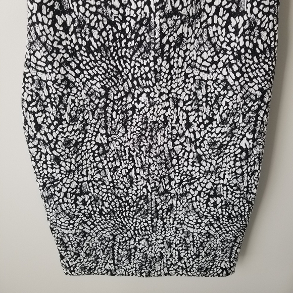 Cache Black/White Speckled Print Sleeveless Stretchy Midi Dress Size 6 - Picture 10 of 12